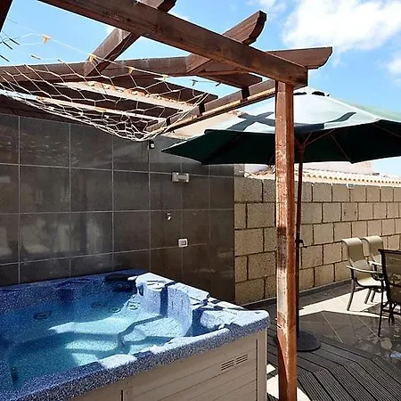 Palm-mar Sleeps 8 Pool Air Con Wifi *