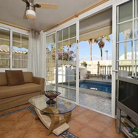 Palm-mar Sleeps 8 Pool Air Con Wifi بيت للعطل